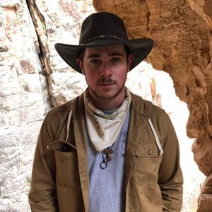 Meet your Posher, Grant